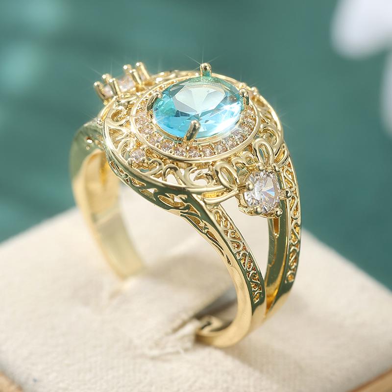 Exquisite Inlaid White CZ Women's Ring Vintage Gold Color Hand Carving Daily Wear Party Jewelry Anniversary Gift