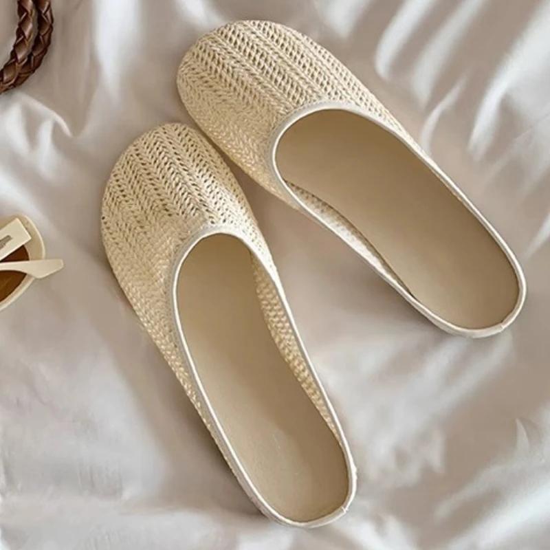 

Fashion Retro Mesh Woven Design Flat Slippers Women Summer Fashion Round Toe Non-slip Beach Sandals Comfortable Soft Bottom Casual Shoes 40