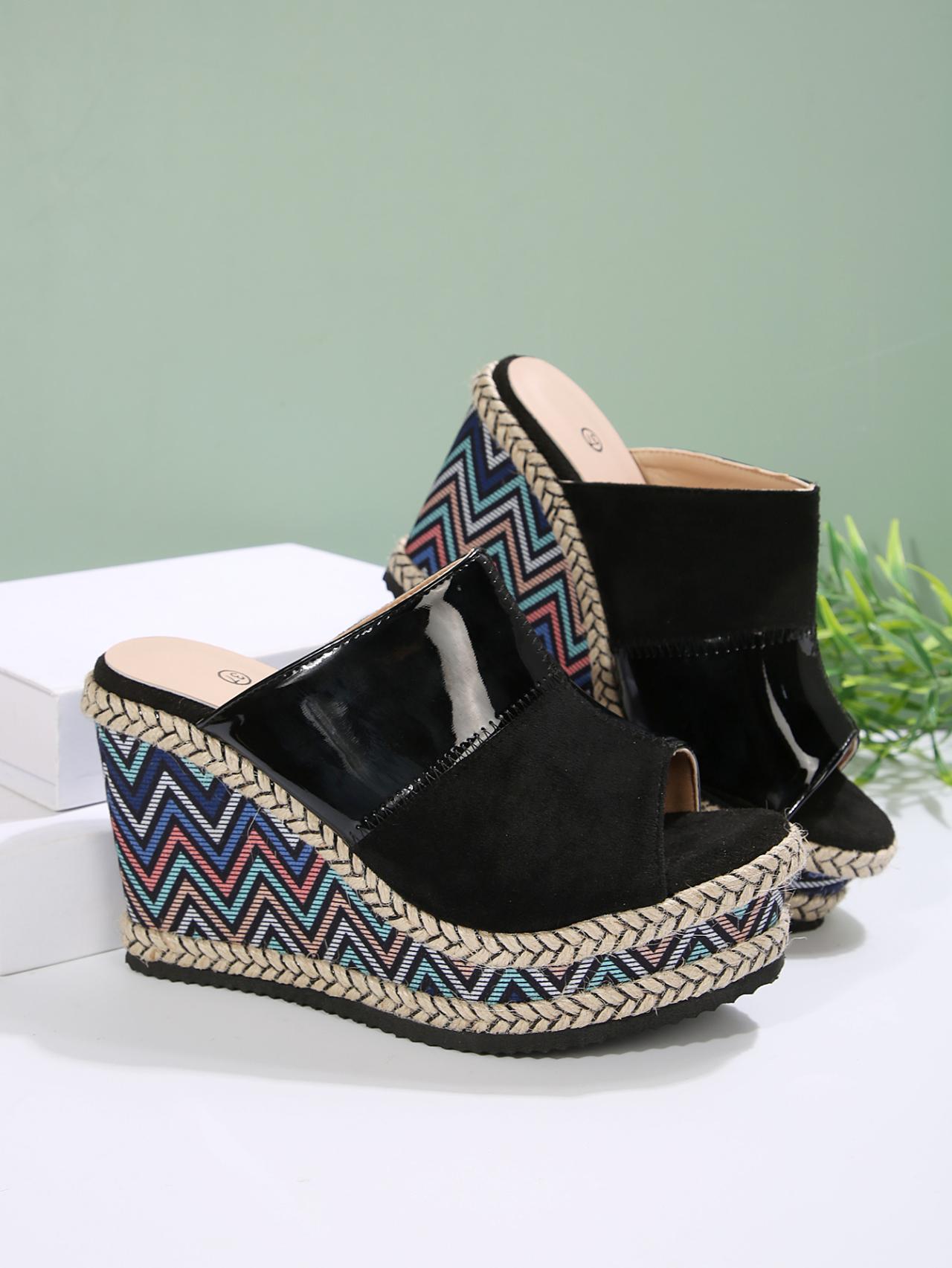 

2025 Новые летние женские сандалии на толстой подошве с дышащими тапочками на танкетке Ретро сандалии большого размера 42