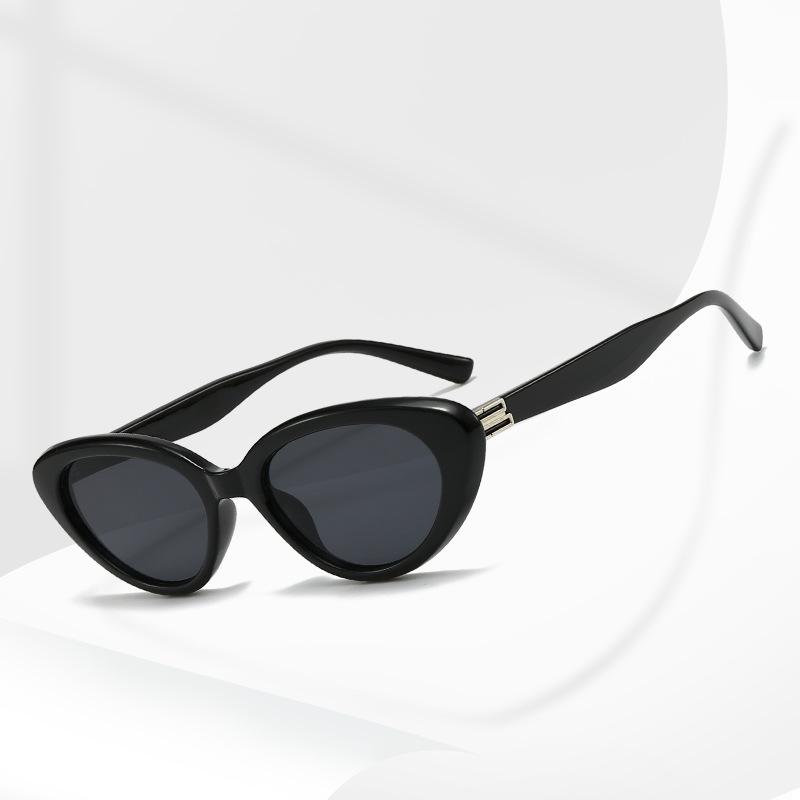 YX small frame cat's eye black super sunglasses women's new retro glasses repairing and showing white sunglasses women's OZ