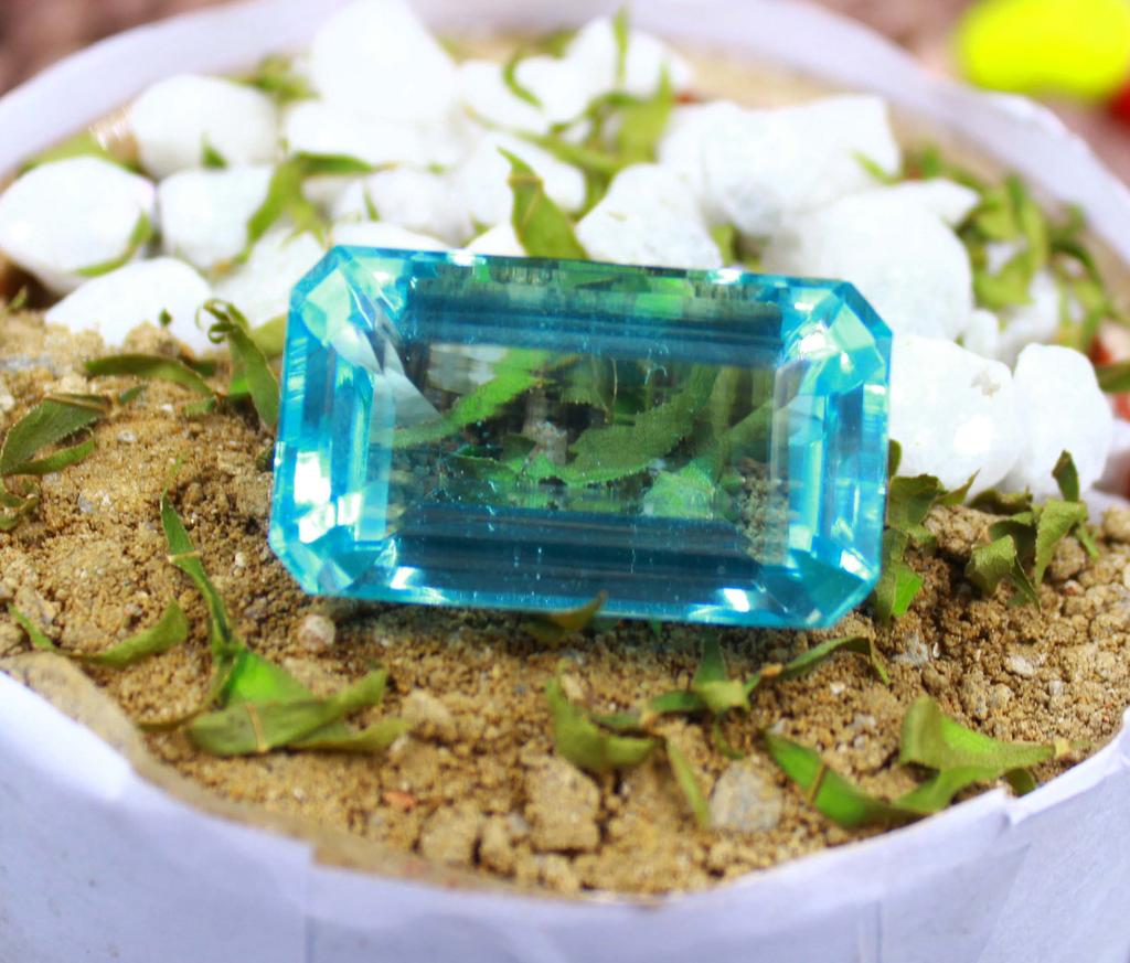 72 Carat Emerald Shape Mind-blowing Offer Blue Topaz London Lab Created Certified Loose Gemstone SN391