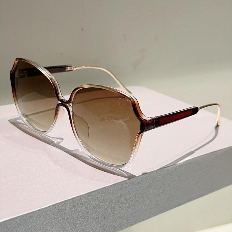 Oversized Round Sunglasses Women Vintage Stylish Gradient Deocr Shades Trendy Brand Design Candy Color Rim Sun Glasses