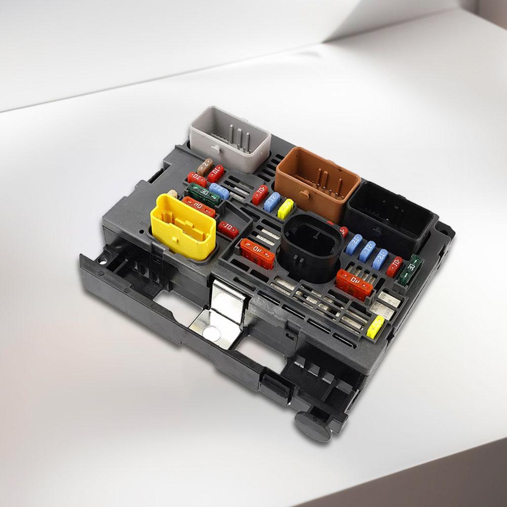 9809742780 9664705980 9675877980 Fuse Box Unit Assembly Under Bonnet BSM R02=R19 for Citreon C5 C4 Peugrot