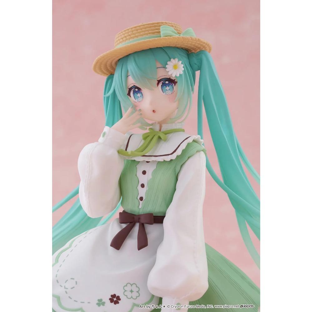 18CM Anime Hatsune Miku Fashion Doll Country Fashio Hatsune Miku Black Dress Lolita Model Toy Gift Collection Aciton Figure