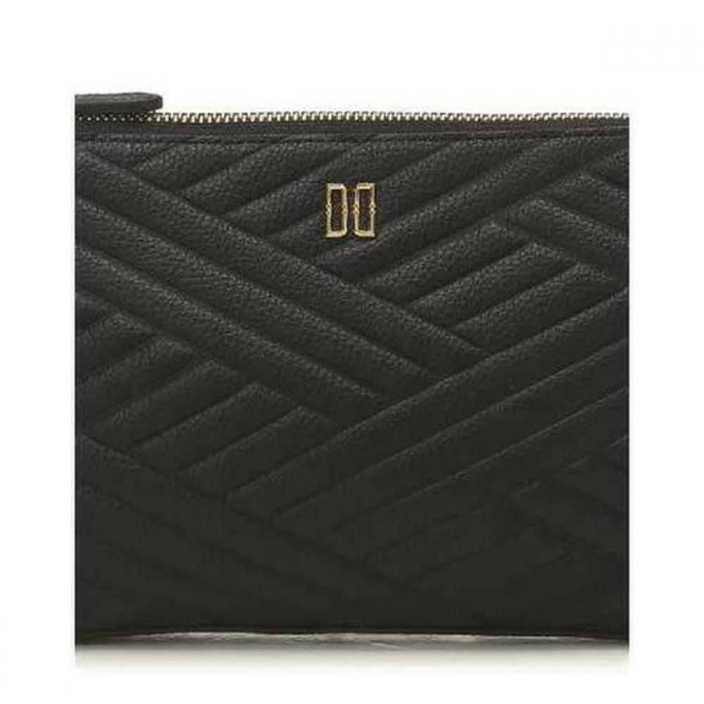 Daks Black Quilted Leather Dd Logo Shoulder Bag Dcwa2f279bk