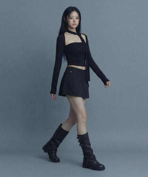 Ineodeijeu Pleated Pocket Cargo Mini Skirt (Black)