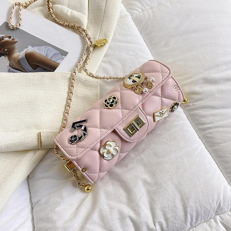 

Bag Spring New 2025 Korean Edition Fashion Shoulder Bag Women s Small Fragrant Wind Rhombus Textured Crossbody Small Square Bag розовый