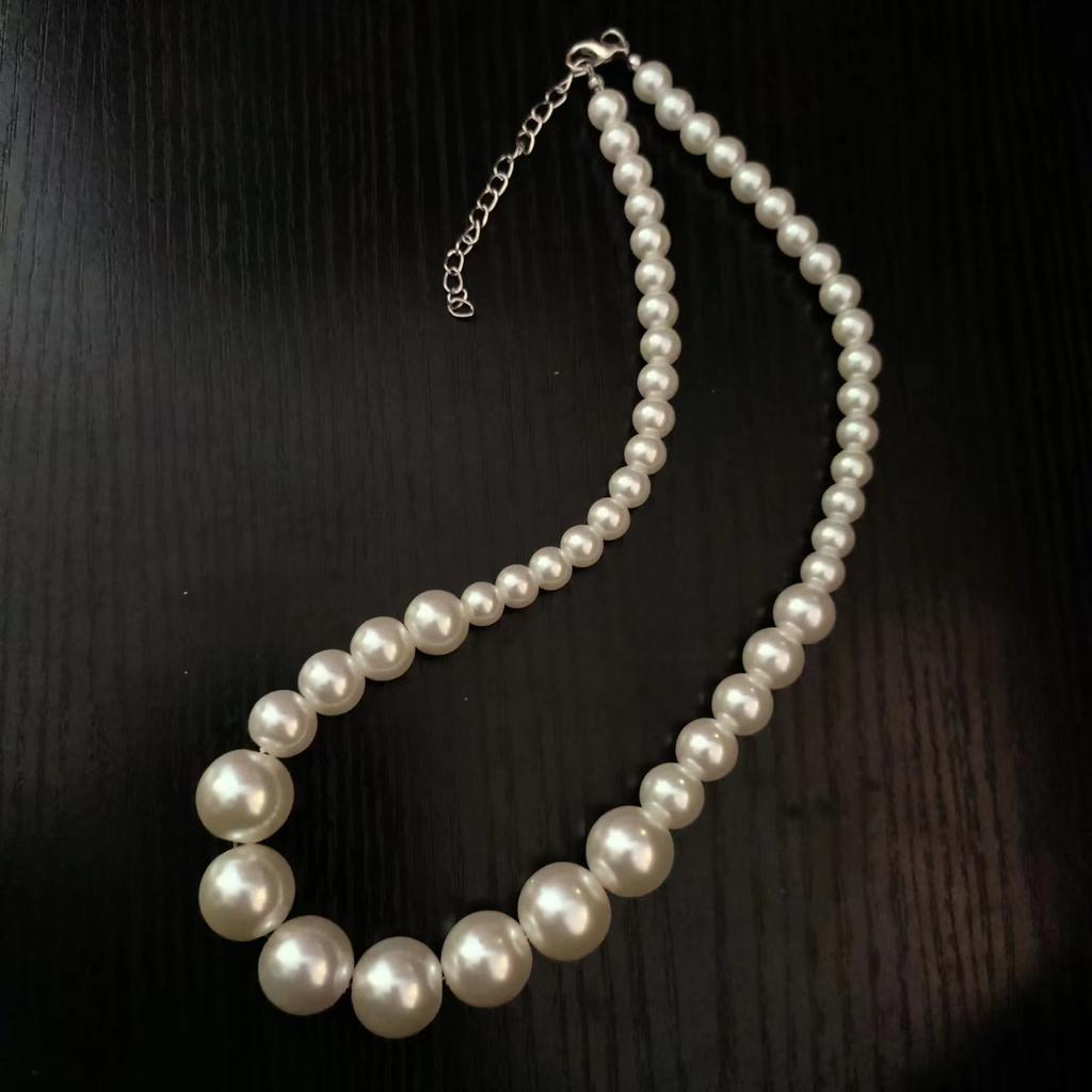 Triple layer stacked glass bead long necklace wedding dress street shot cheongsam sweater chain Internet celebrity explosion female