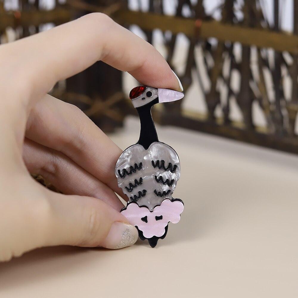 Blucome Custom New Acrylic Crane Brooch Pin Fashion Cute Bird Animal Brooch Badge For Women Lovely Banquet Party Accessories