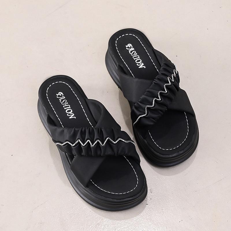 Dicksohlige Hausschuhe Sommer neue Damen Cross-Cool Hausschuhe Studenten Freizeit erhöhend vielseitige dickabsatzige Hausschuhe