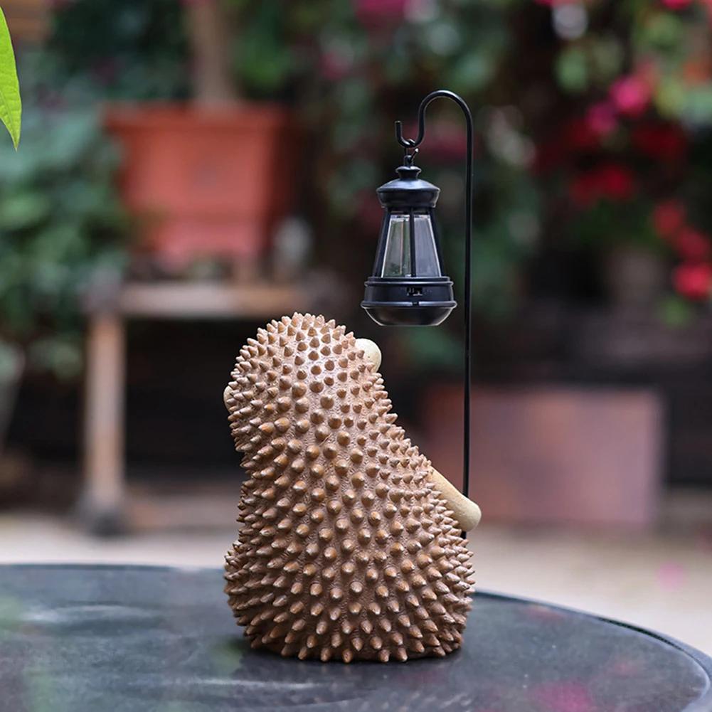 Funny Resin Animal Sculpture with Solar Outdoor Light Outdoor Lawn Decor Garden Frog Ornament for Patio Balcony Yard Lawn Decor