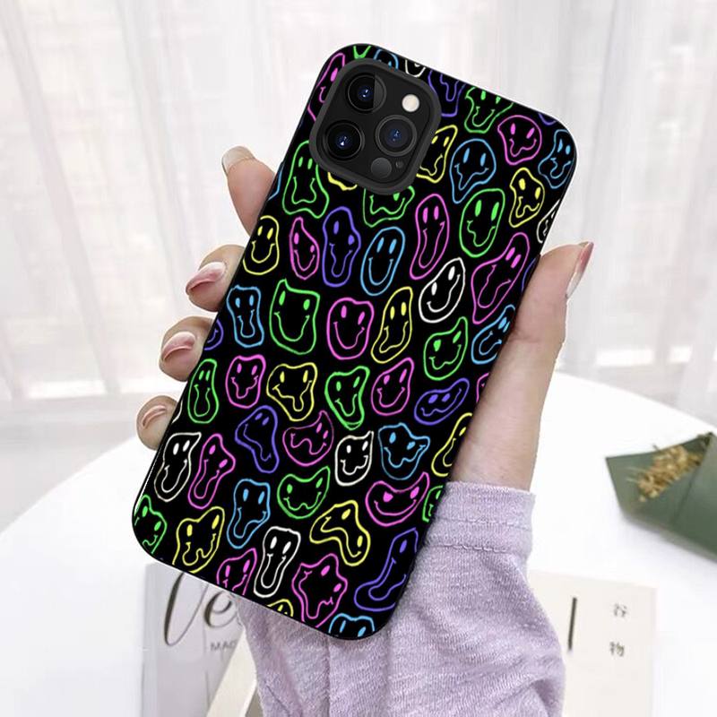 Cute Funny Trippy Smiley Face Phone Case for iPhone 11 12 13 Mini Pro Max 8 7 6 6S Plus X 5 SE 2020 XR XS Funda Case