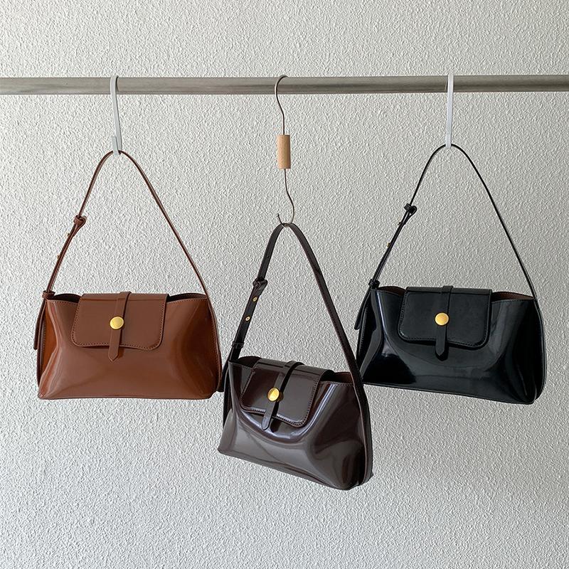 Einfarbige glänzende Schultertaschen für Damen Weiches Leder Knebelverschluss Damen Pendler Handtaschen Damen Achseltasche
