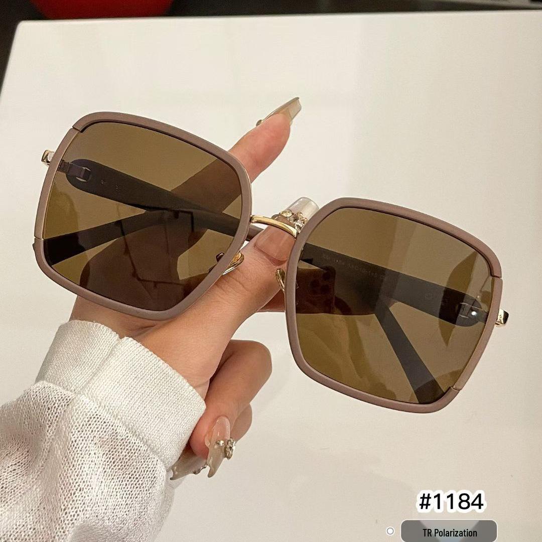 

2026 European & American Fashion TR Polarized Metal Frame Square Sunglasses - Large Frame Design for a Slimmer Face.
