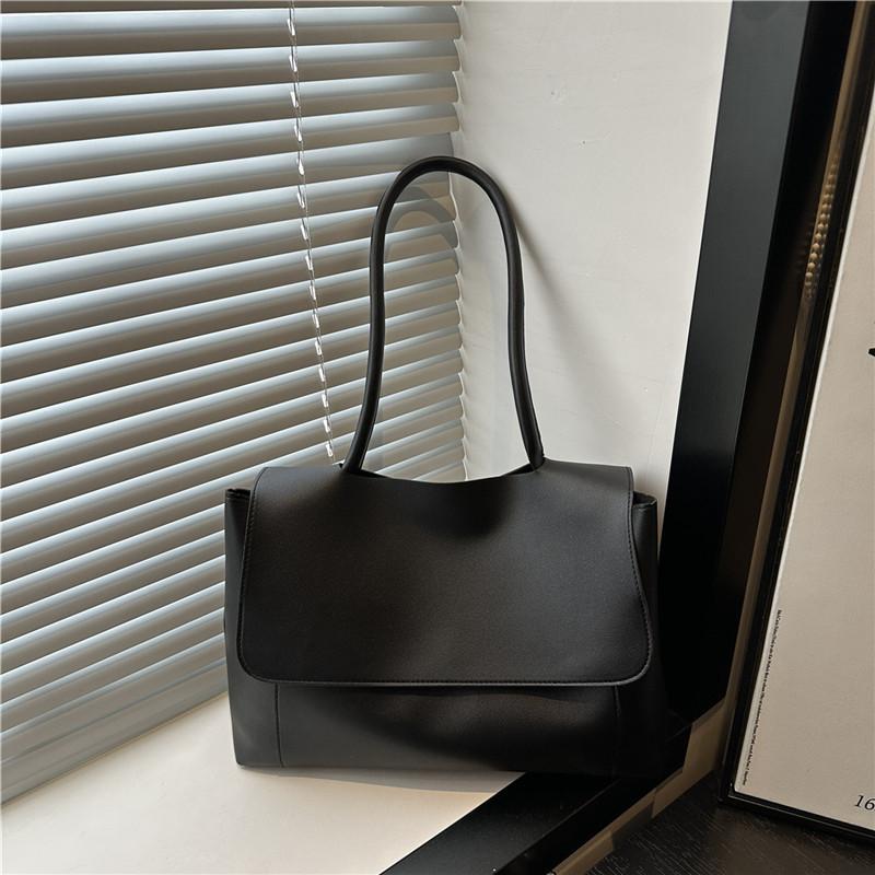 Large Capacity Bag Women's Commuter Tote Bag Summer New Portable Fashion Simple Shoulder Bag Retro Niche Design