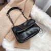 Simple Black Rock Bag Retro Lingerie Girl Shoulder Bag Fashion Soft Chain Girl Crossbody PU Material Car Stitching Craft Decorat