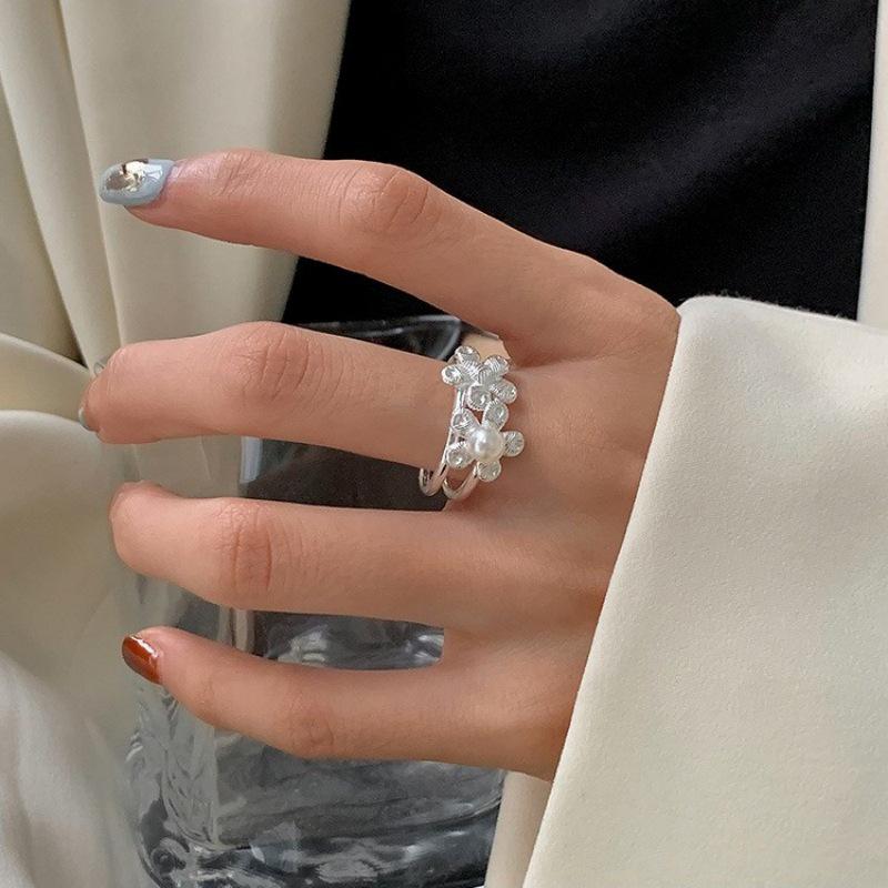 Trendy Twin Flower Pearl Adjustable Ring for Women – Elegant, Fashionable, and Sweet Index Finger Jewelry