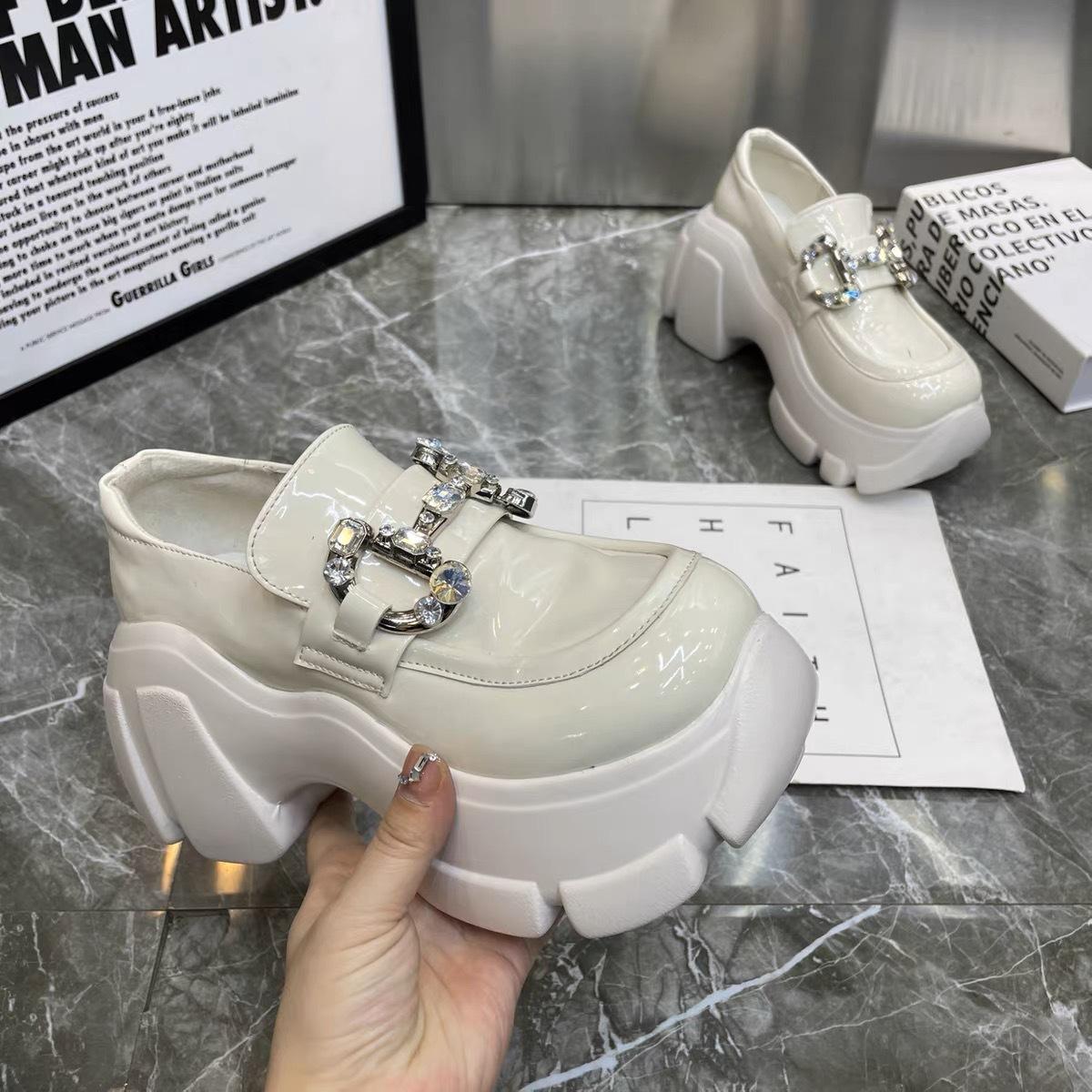 

Platform shoes with wide-leg pants, shoes with high-soled shoes, girls, small people are tall, niche, and versatile. 35