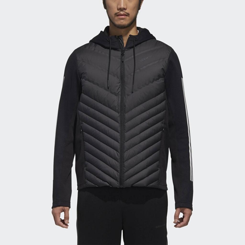 Adidas Neo Daily Daunenjacke mit gespleißter warmer Sportkapuze Herren Oberbekleidung Schwarz DM4348