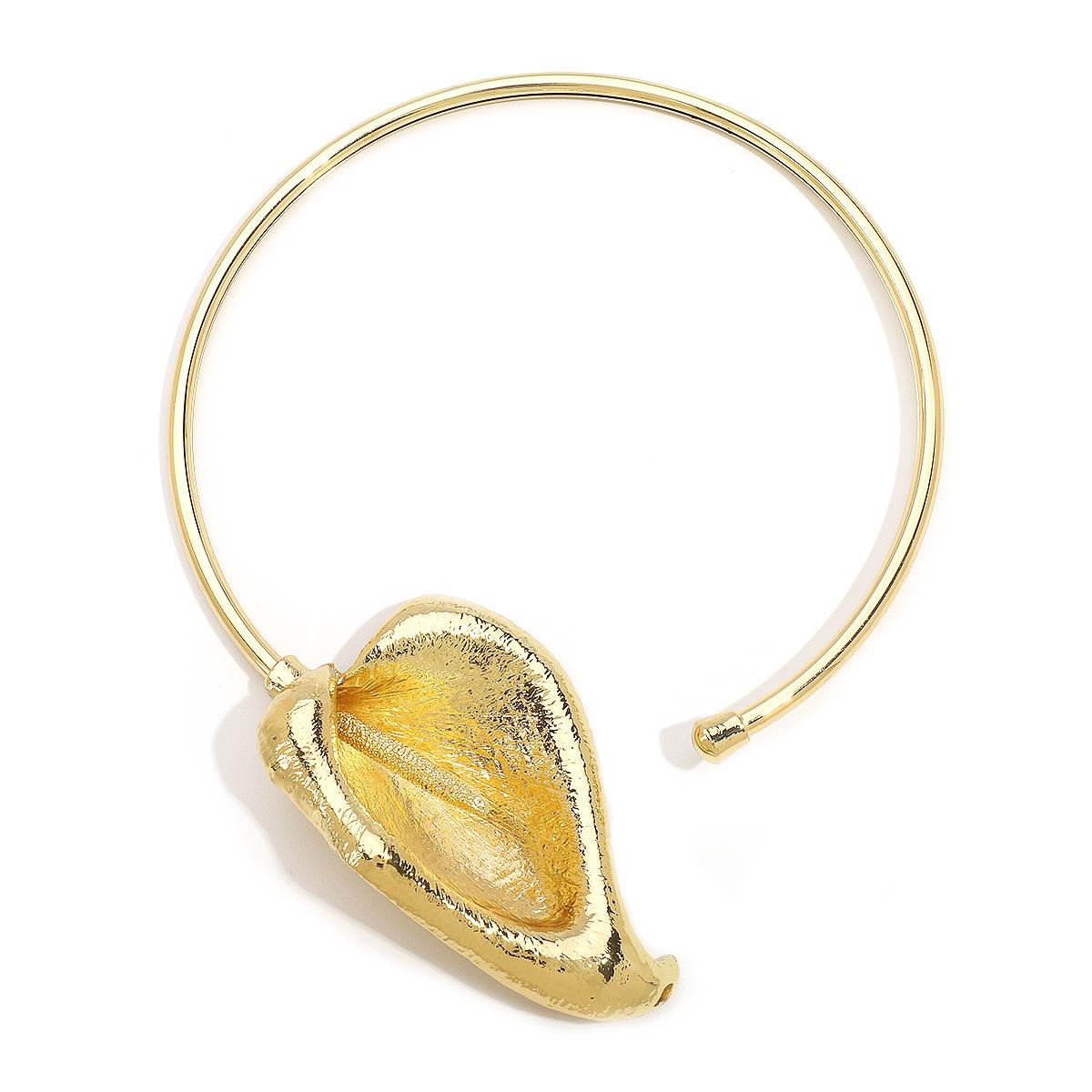 

Tooxika Преувеличенные листья тополя Трехмерный металлический воротник от ветра Легкая роскошь Ретро Нишевый Высокий уровень Ожерелье Женское