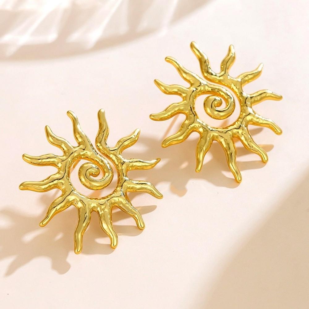 Light Luxury Sun-shaped Flower Earrings Unique Sun Ear Stud Temperament Metal Stud Earrings Daily