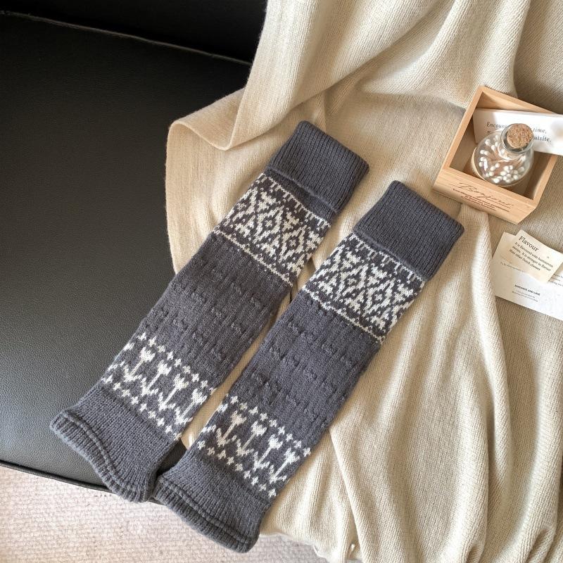 Knitted Mid-Leg Socks, American Vintage Sock Covers, Maillard Contrasting Warm Casual With Shoes And Boots, Stacked Socks