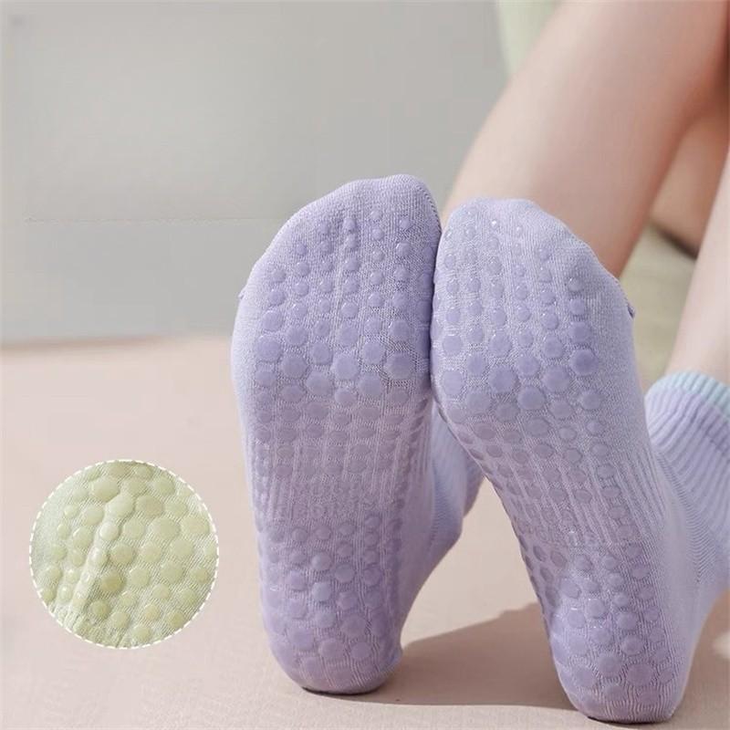 Yoga Socks Children's Mid Tube Socks Professional Anti Slip Running Socks for Spring Summer and Autumn Indoor Fitness Floor Socks