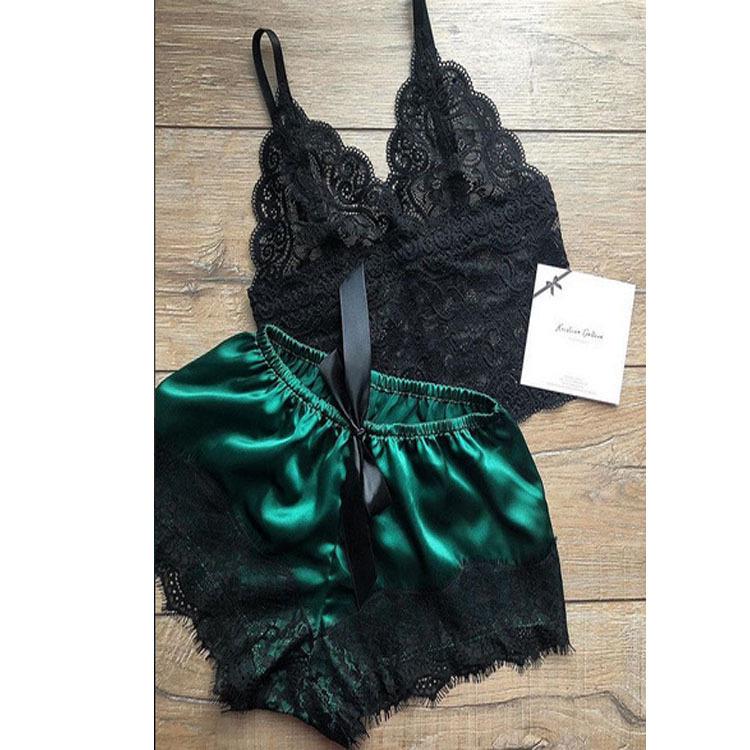 Lace Trim Pajama Set: Fashionable & Comfortable Homewear