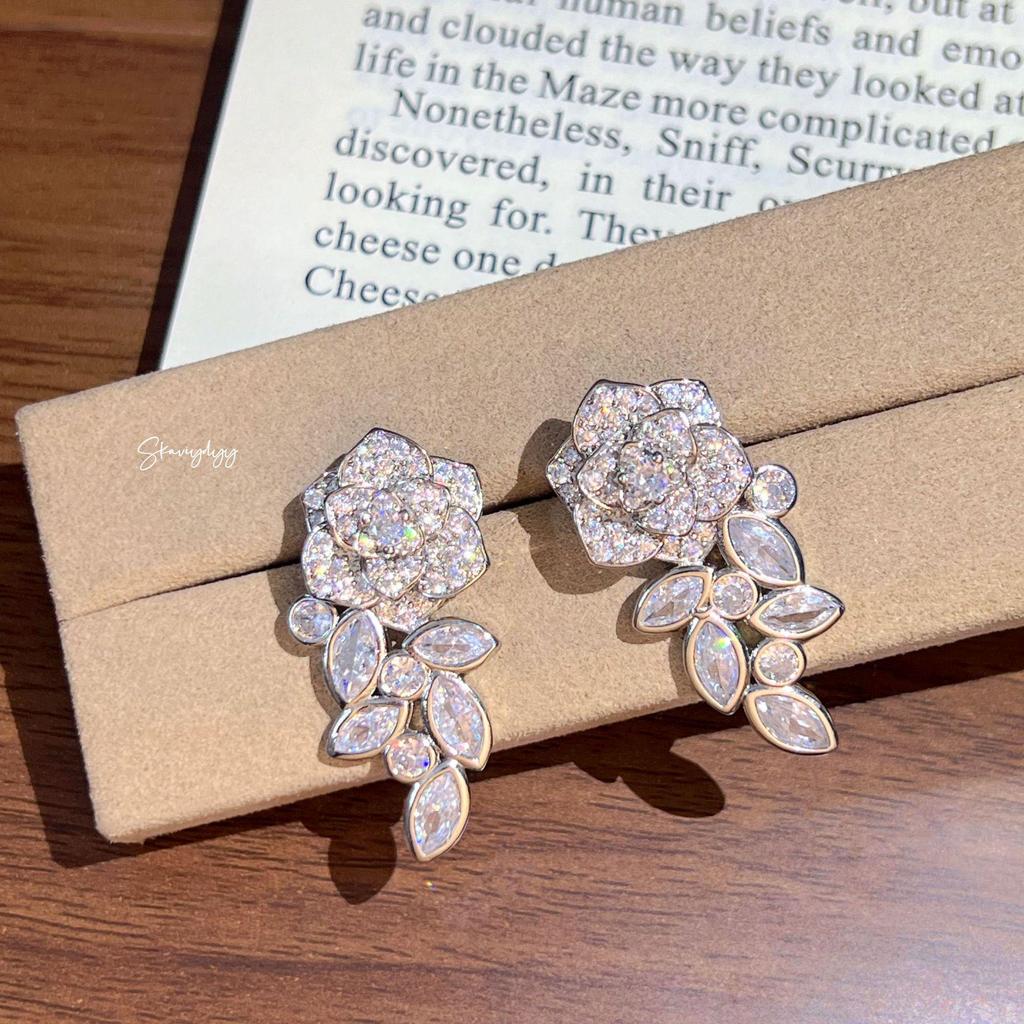 Italian High-End Camellia Earrings: Exquisite Three-Dimensional Design with Luxury Marquise-Cut Shiny Diamonds