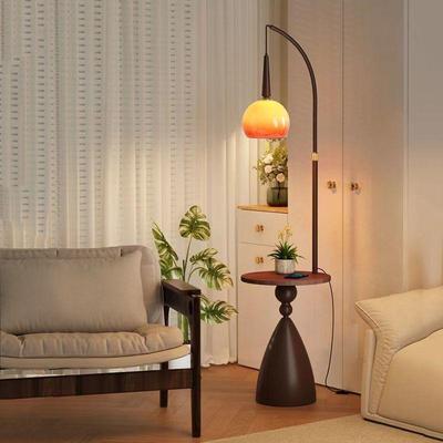 Retro Lampa Podłogowa z Nocną Półką i Stolikiem Bocznym