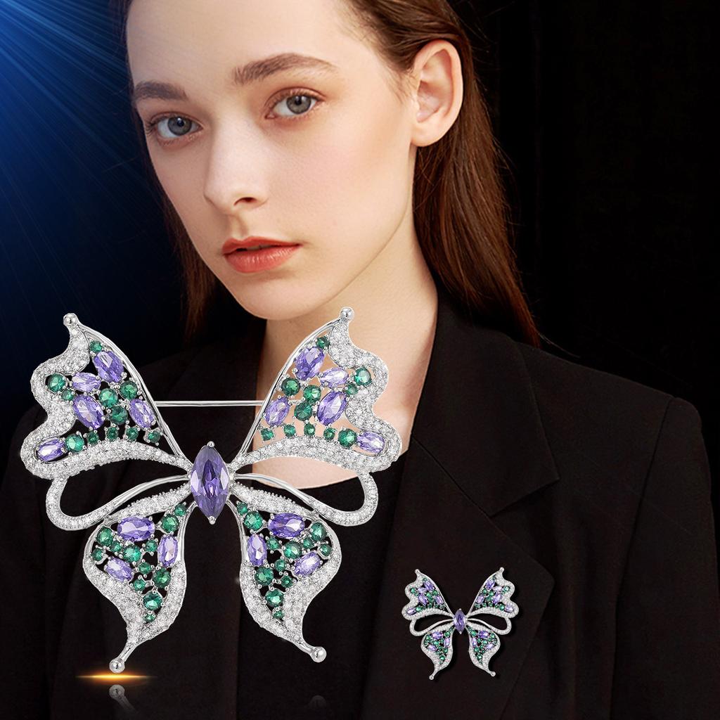 Women's Light Luxury Design Elegant Hollow Butterfly Brooch Fashionable And Versatile Niche Design Sense Brooch