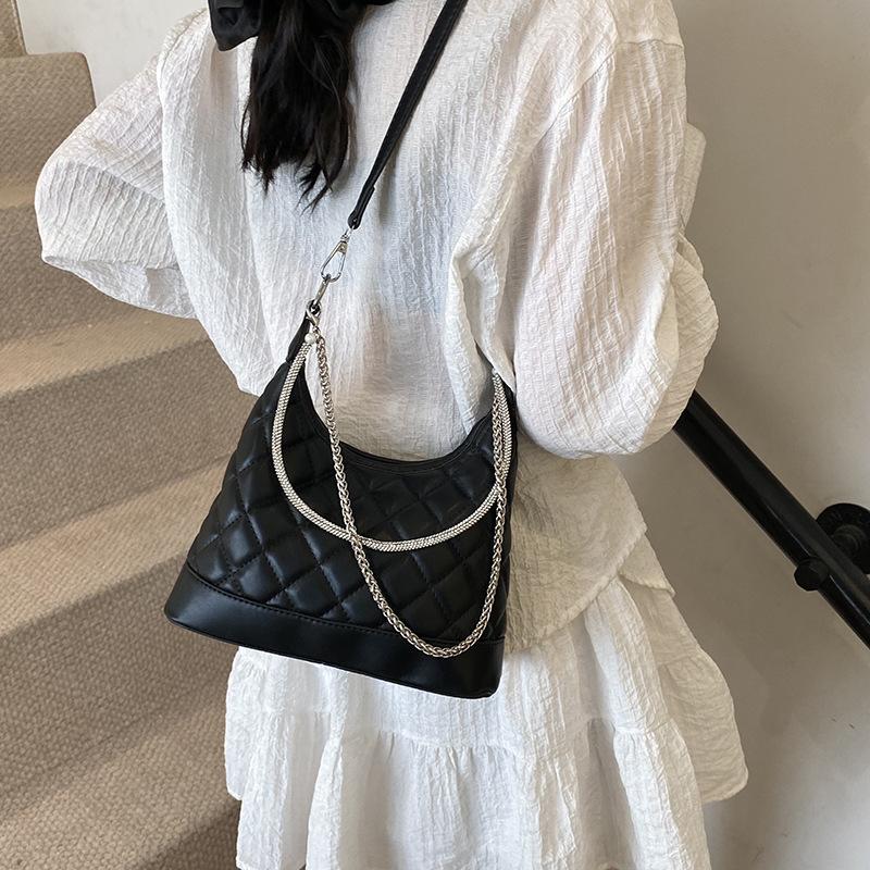 This year's popular diamond chain bag women's 2025 new trendy fashion high sense foreign versatile shoulder messenger bag