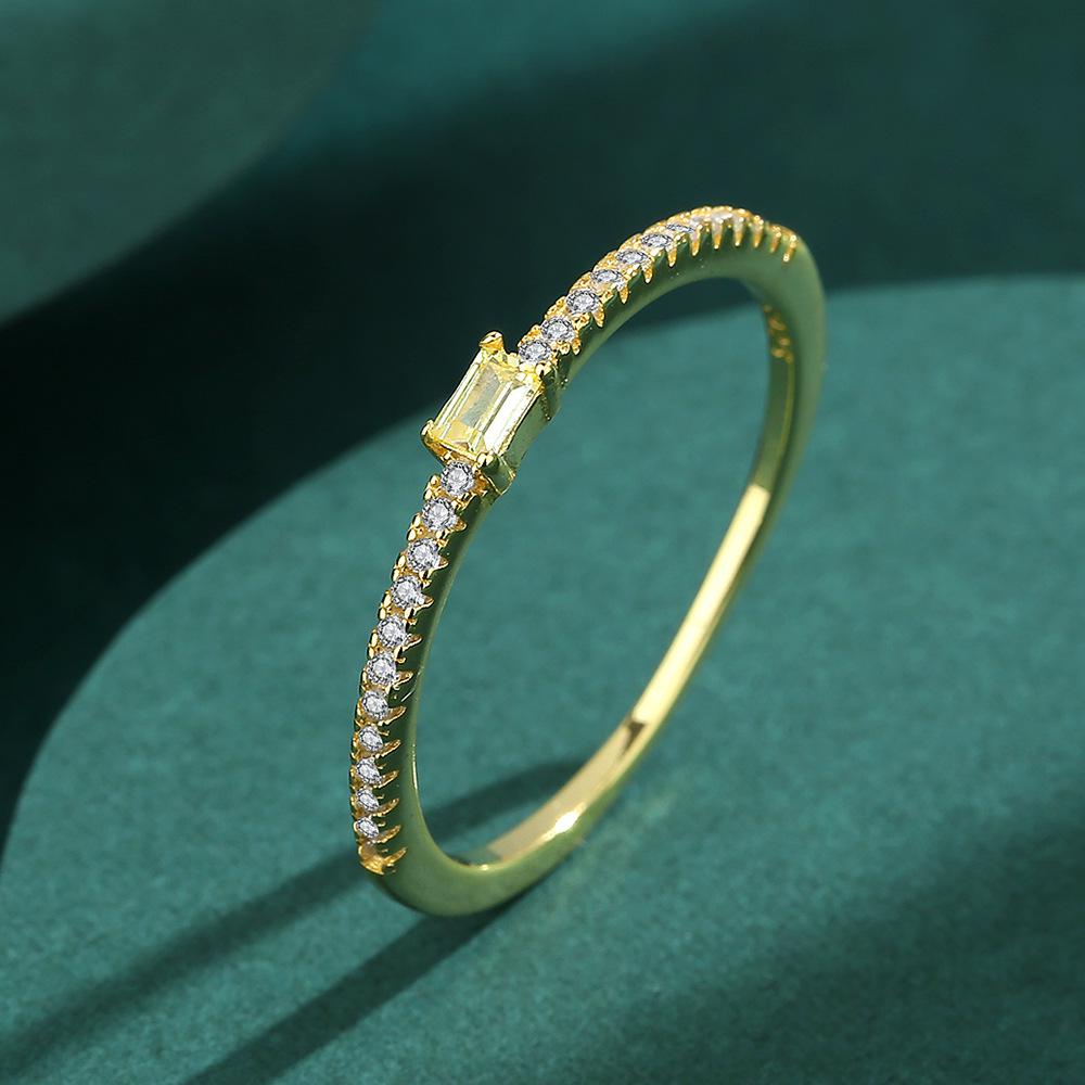 Pierścionek z prostym diamentem ze srebra próby S925 - Elegancka europejska i amerykańska lekka luksusowa biżuteria zaręczynowa