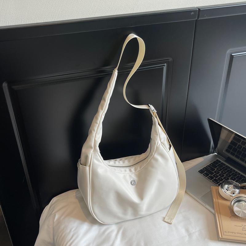 2025 Summer New Armpit Bag One Shoulder Hand Dumpling Bag Fashionable Simple Solid Color Casual Shoulder Tote Bag