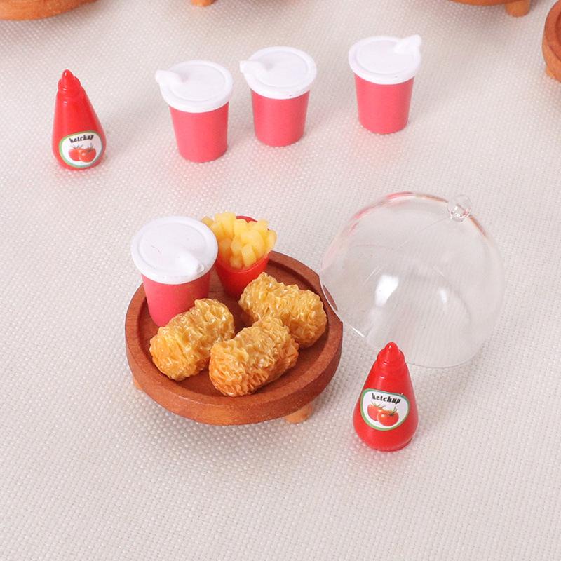 1 Zestaw Akcesoriów do Domku dla Lalek Mini Symulacja Cola Skrzydełka Kurczaka Taca Miniatury Jedzenie Dekoracja Materiały do DIY Model Ozdoba Zabawka