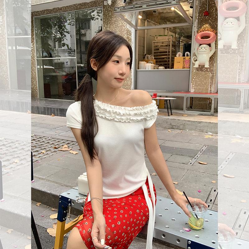Korean pure desire slanted shoulder fungus edge design short-sleeved T-shirt women's summer new strap splicing top
