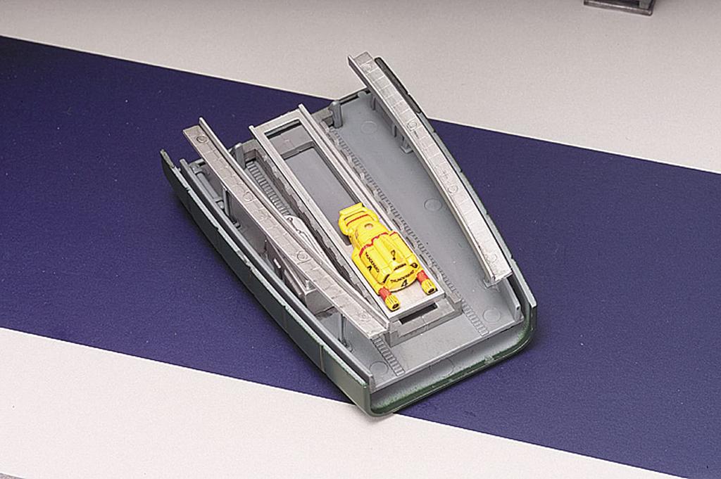 Aoshima Bunka Kyozaisha Thunderbird Thunderbird 2 4 Scale Plastic Model No.2 No. & No. 1/350