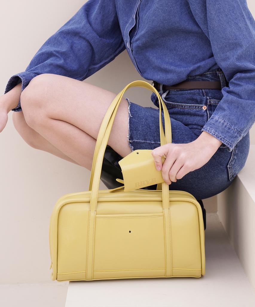 Bbyb Lire Medium Shoulder Bag (Mustard)