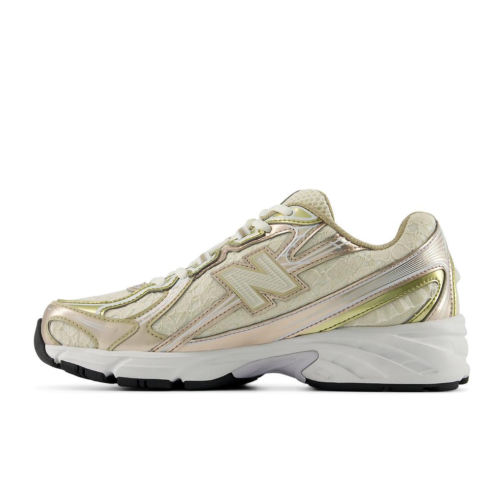 New Balance 740 Sneakers ABZORB® Midsole Sea Salt/Silver Metallic