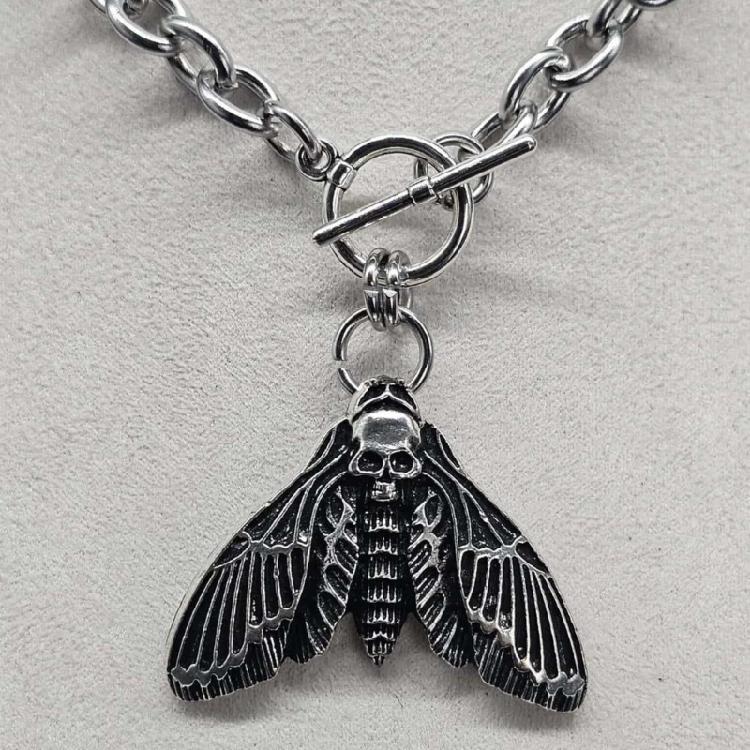 Alternative Style Death Moth Pendant Necklace 44cm Alloy Neck Chain Gothic Jewelry for Dark Aesthetic Wardrobe