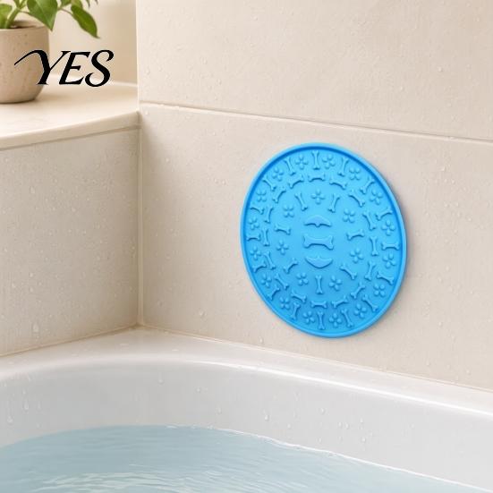 Slow Lick Feeding Mat Pet Food with Strong Suction Cup, Bone Paw Print Design Dog Eating Bowl Accessory Mat, for Preventing Choking Feeder