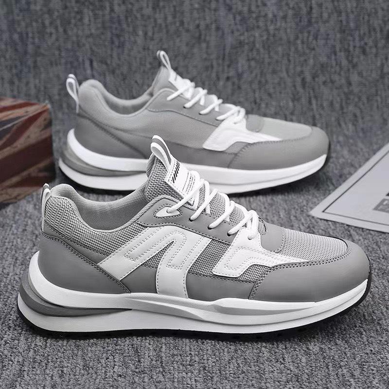 Men's Spring and Autumn Sneakers Men's Breathable Light Running Shoes Fashionable Sports Casual Shoes Student Shoes Four Seasons Shoes