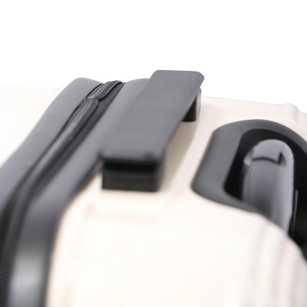 [Cecil McBee] BON VOYAGE CARRYCASES WH F