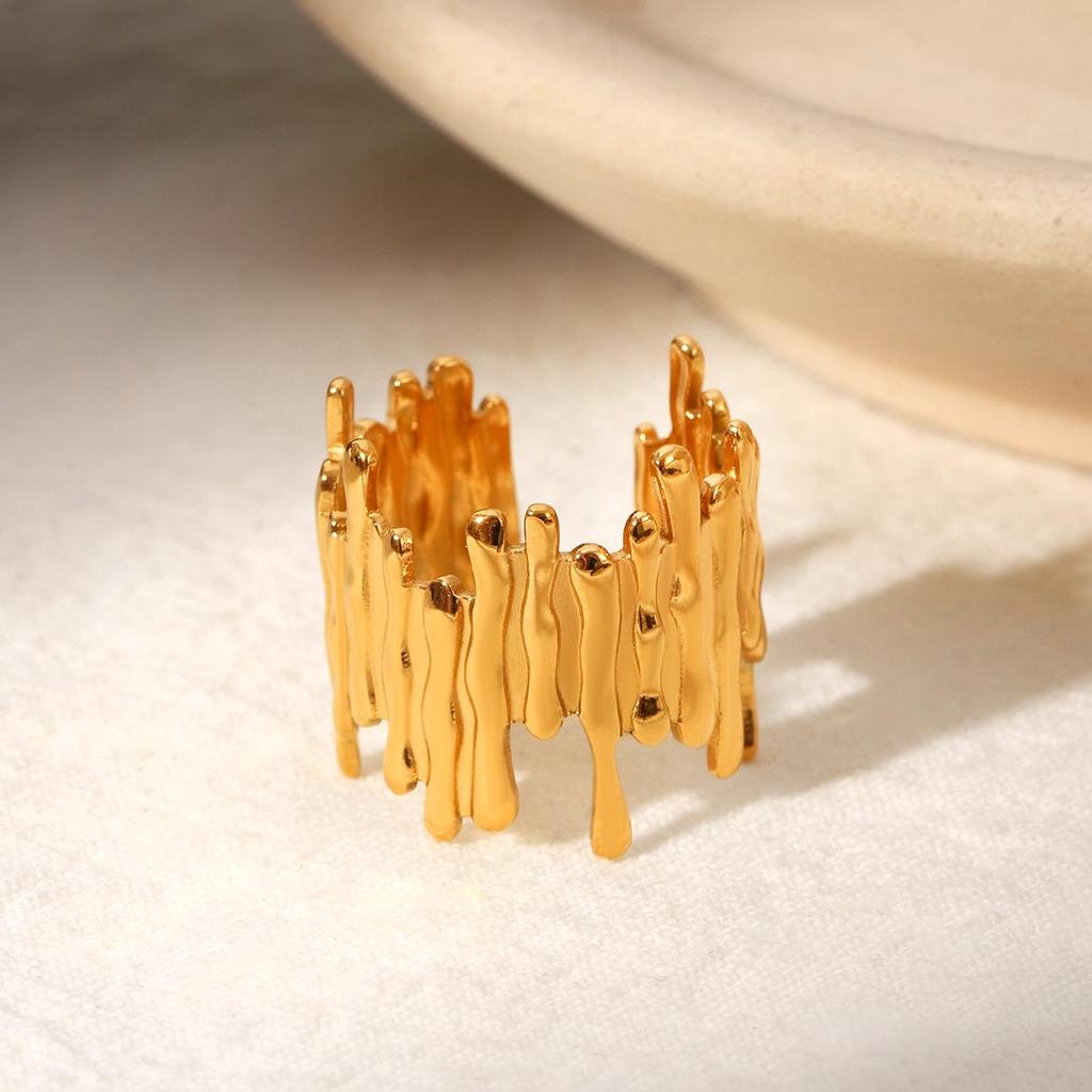 18K Gold Stainless Steel Open Ring for Women, Non-Fading Irregular Titanium Steel Design, High-End Ins Style Jewelry.