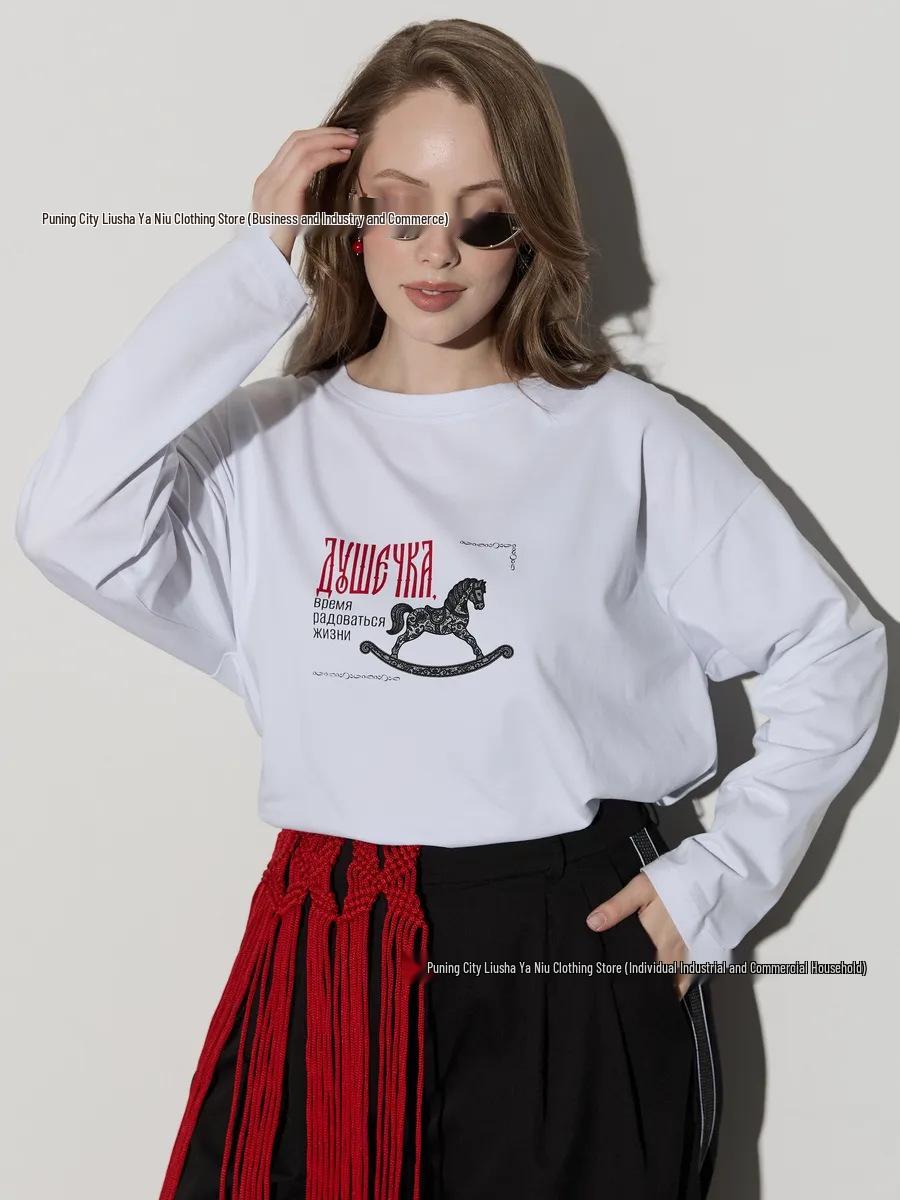 

Хлопковая футболка с длинным рукавом, свободный крой, с мультяшным принтом - Милая, стильная и удобная S белый