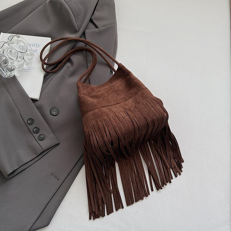 Women's bag niche foreign feeling single shoulder fringed bag women's 2025 autumn new Korean retro soft texture underarm bag