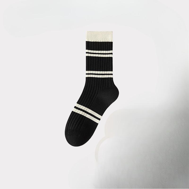 Women's Autumn and Winter Black and White Striped Anti-odor Mid-calf Socks, High Calf Socks, Sports Long Calf Socks