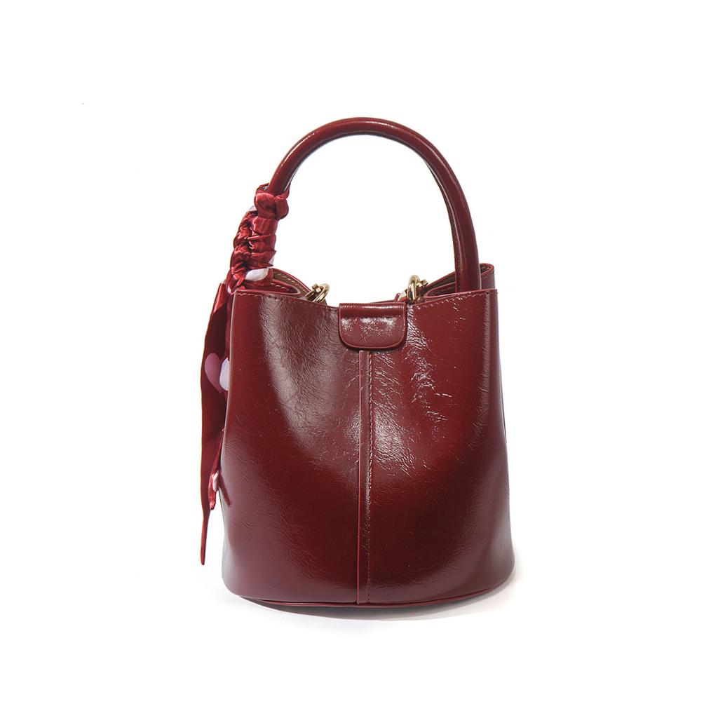 Send Gifts, Silk Scarves, New Mothers, Red Wedding Bags, Wedding Gifts For Brides, Handbags, Messenger Women'S Bags