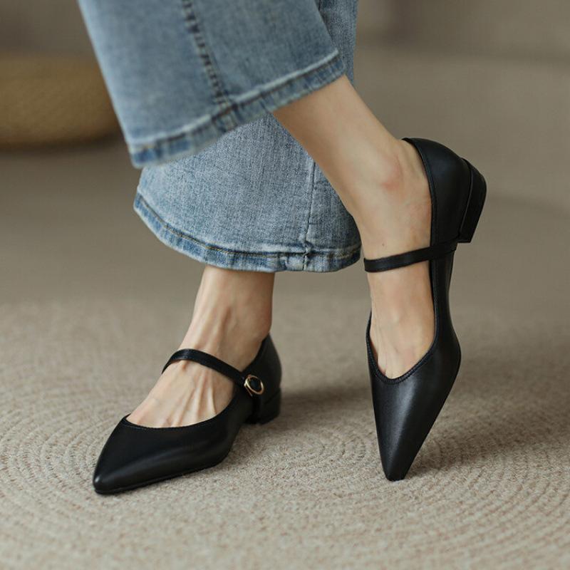 

New four-season casual women s single shoes solid color pointed head light mouth low-top rubber soft sole large size shoes women s lazy shoes 43 чёрный