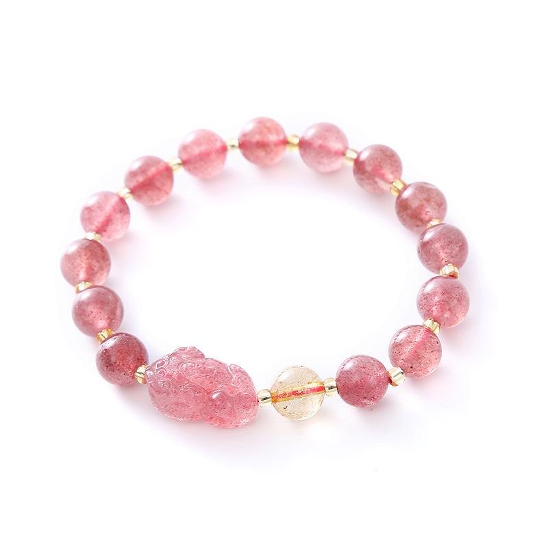 

Chinese retro Pixiu bracelet strawberry crystal bracelet. Bangles Women Fashion Jewelry accessories Gift